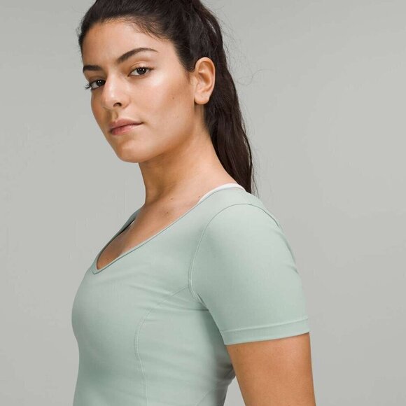 EUC Lululemon 2022 | Align T-Shirt Size 6 - Picture 2 of 8